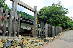 贄川宿